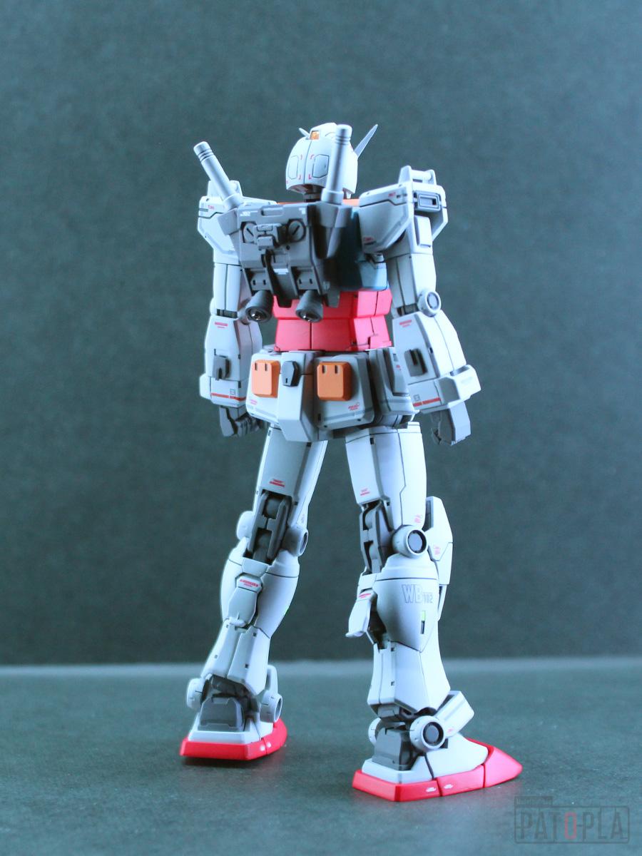 HG 1/144 ガンダム(ククルス・ドアンの島版) 改修・全塗装 製作完成 下の土は黒いんですね -ぱとぷら