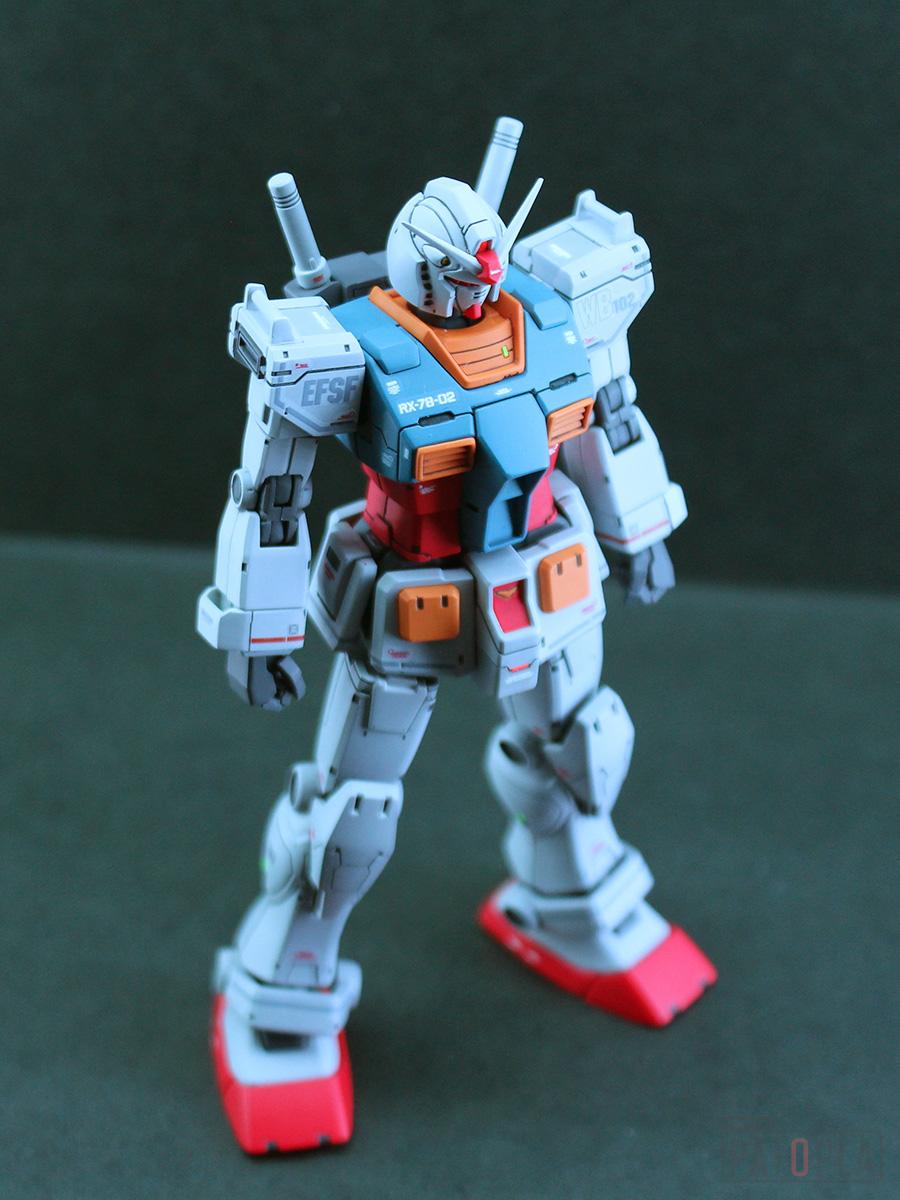 HG 1/144 ガンダム(ククルス・ドアンの島版) 改修・全塗装 製作完成 下の土は黒いんですね -ぱとぷら