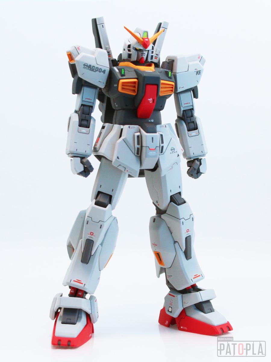 HGUC 1/144 ガンダムMk-II(エゥーゴ仕様)改修・全塗装品