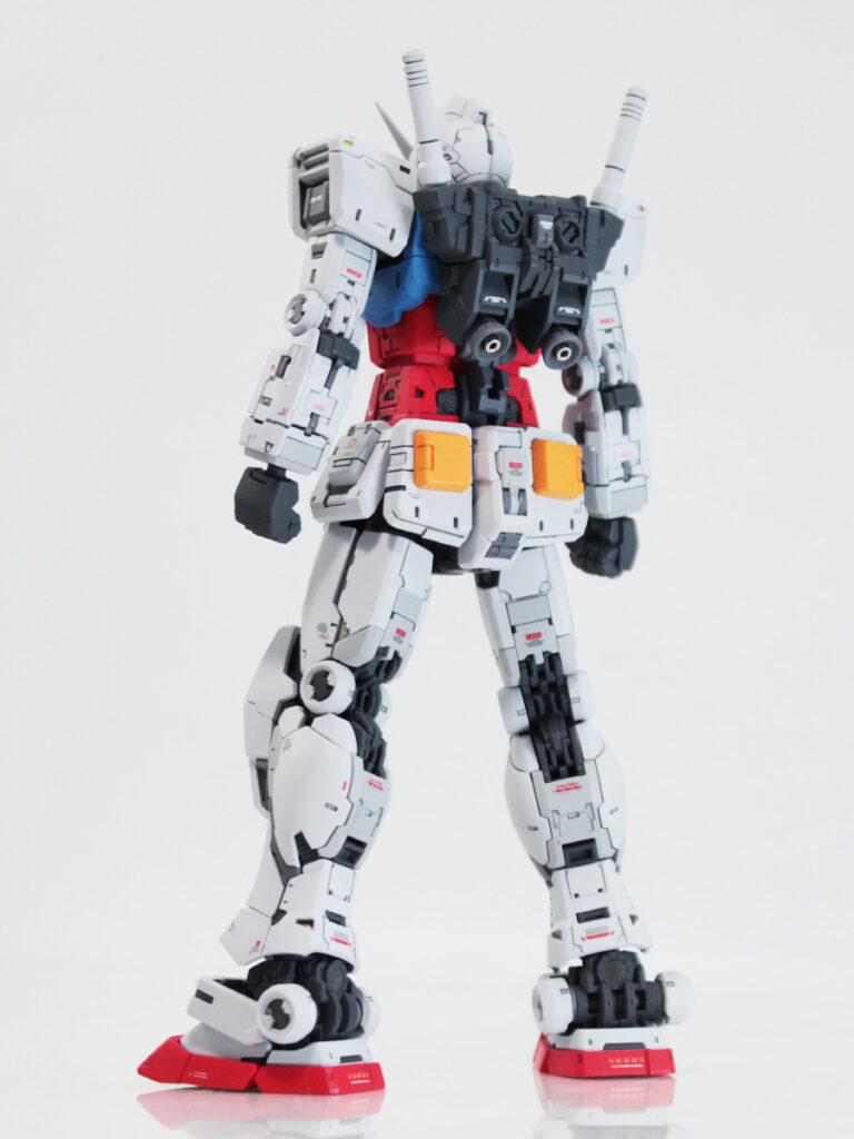 RG 1/144 RX-78-2 ガンダム Ver.2.0 改修・全塗装製作03 完成 親父がVer.2.0にこだわるわけだ… -ぱとぷら