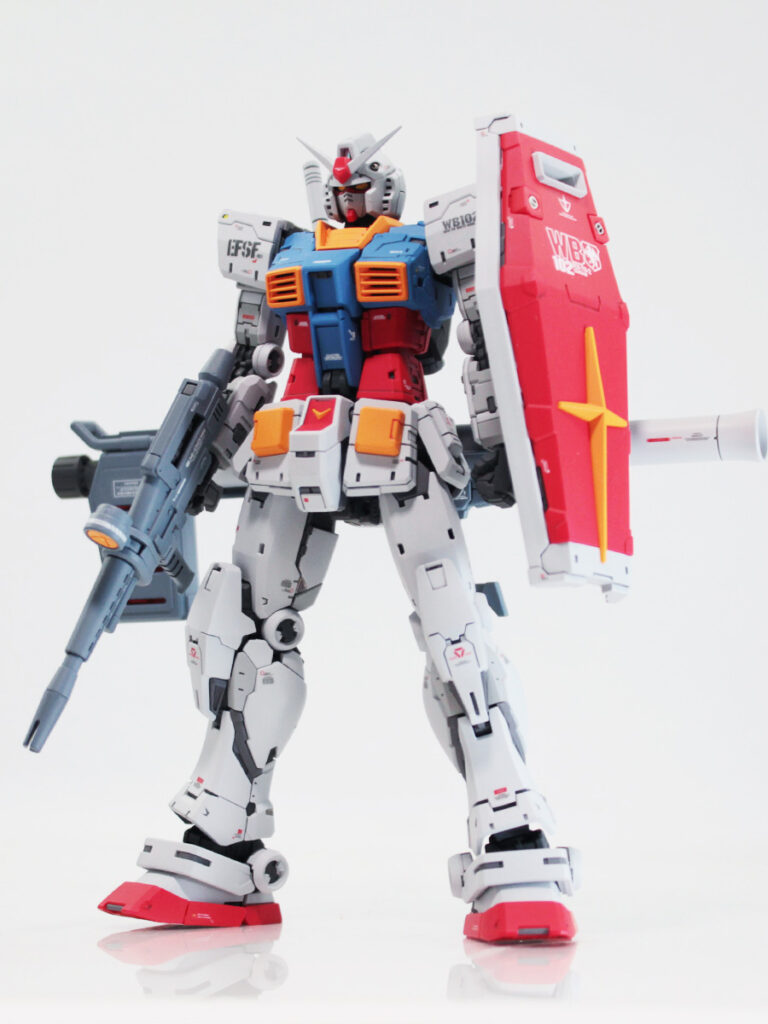 RG 1/144 RX-78-2 ガンダム Ver.2.0 改修・全塗装製作03 完成 親父がVer.2.0にこだわるわけだ… -ぱとぷら