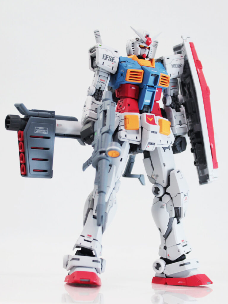 RG 1/144 RX-78-2 ガンダム Ver.2.0 改修・全塗装製作03 完成 親父がVer.2.0にこだわるわけだ… -ぱとぷら