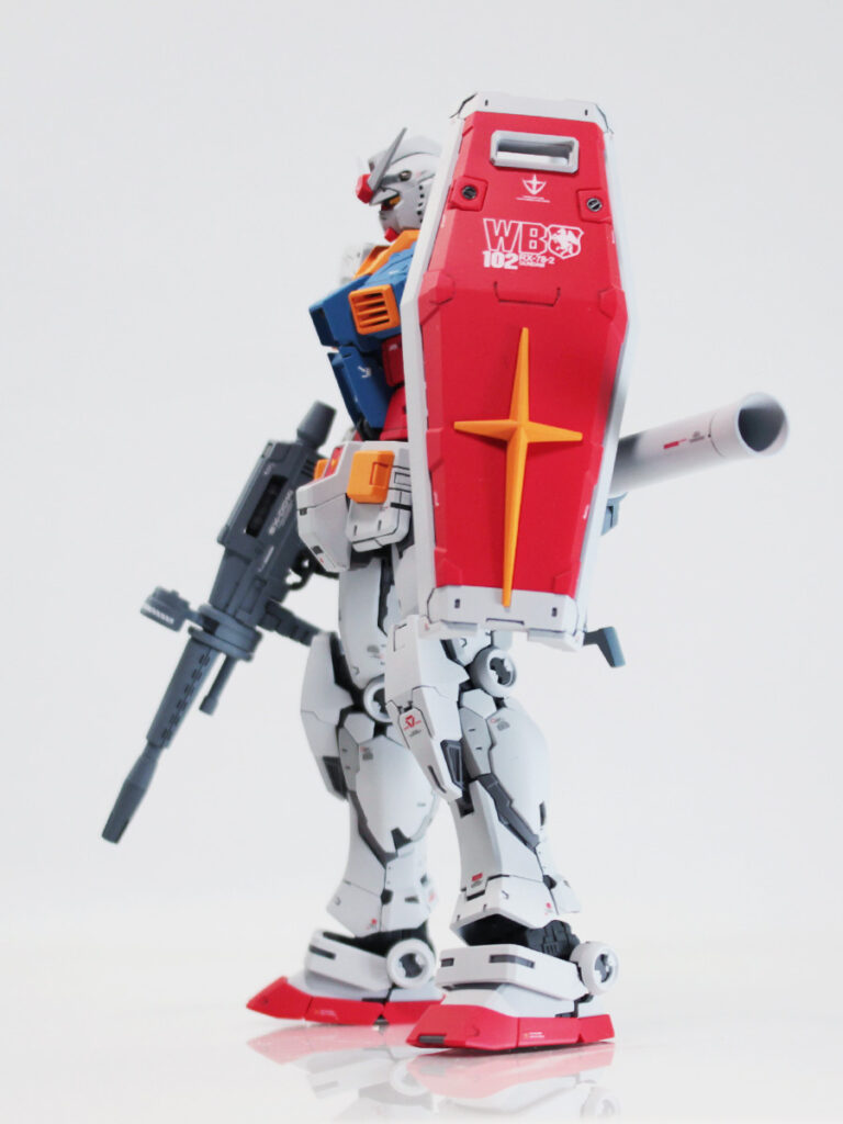 RG 1/144 RX-78-2 ガンダム Ver.2.0 改修・全塗装製作03 完成 親父がVer.2.0にこだわるわけだ… -ぱとぷら