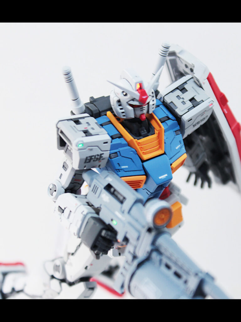 RG 1/144 RX-78-2 ガンダム Ver.2.0 改修・全塗装製作03 完成 親父がVer.2.0にこだわるわけだ… -ぱとぷら