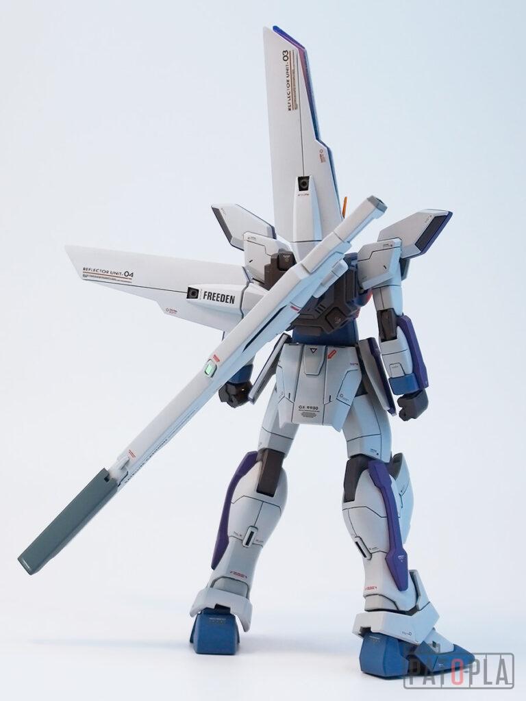 HGAW 1/144 GX-9900 ガンダムX（エックス） 改修・全塗装製作 月は出ているか？