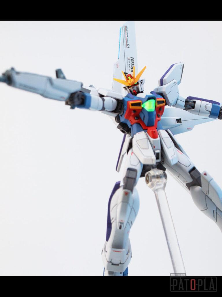 HGAW 1/144 GX-9900 ガンダムX（エックス） 改修・全塗装製作 月は出ているか？